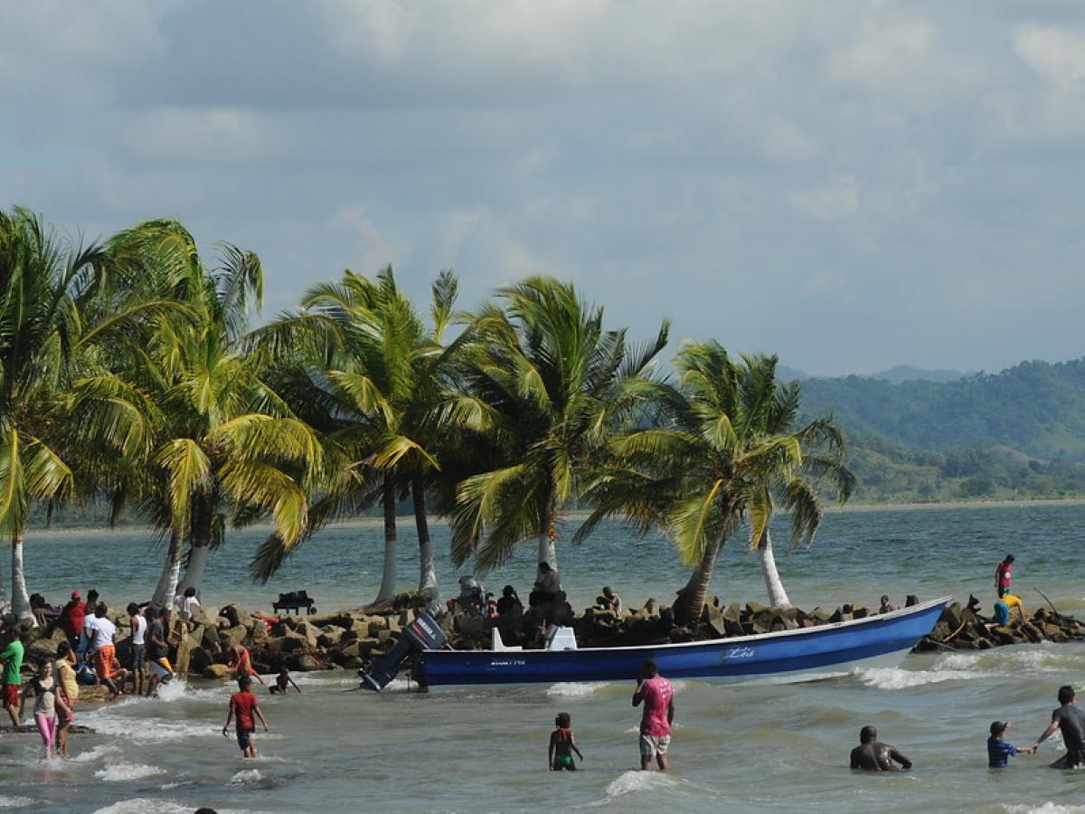 Alerta por represamiento de migrantes en Necoclí