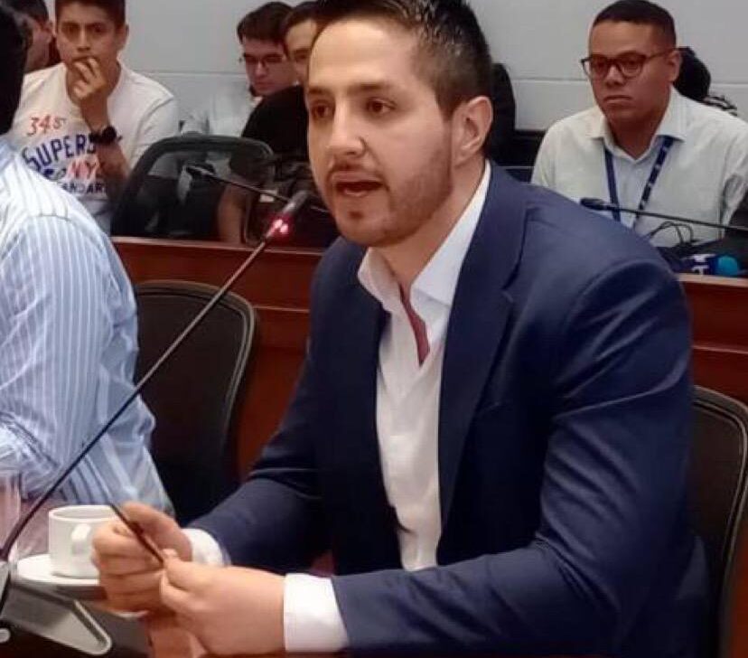 Juan David Duque perdió tutela en contra del concejal de Medellín Sebastián Lopez