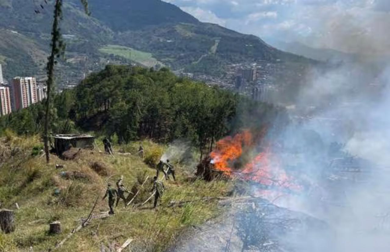 Incendio en el Batallón Pedro Nel Ospina