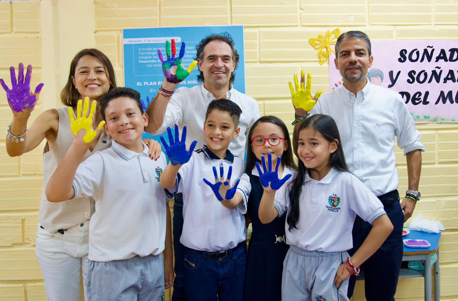 Niñas y niños de Medellín comparten sus sueños para el desarrollo de la ciudad