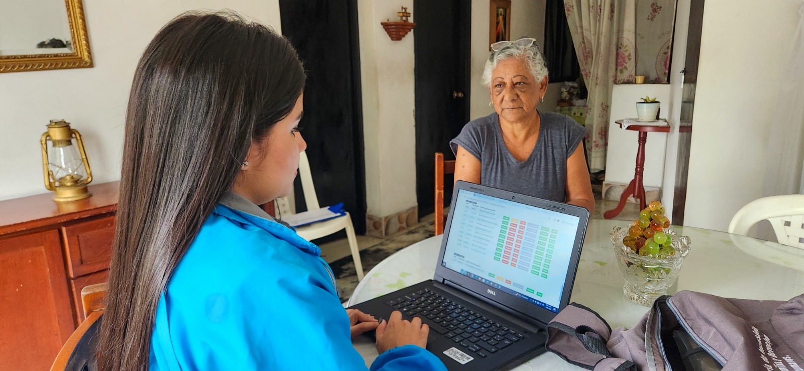 Apoyo integral a mas de 30.000 familias que están situación de pobreza en Medellín