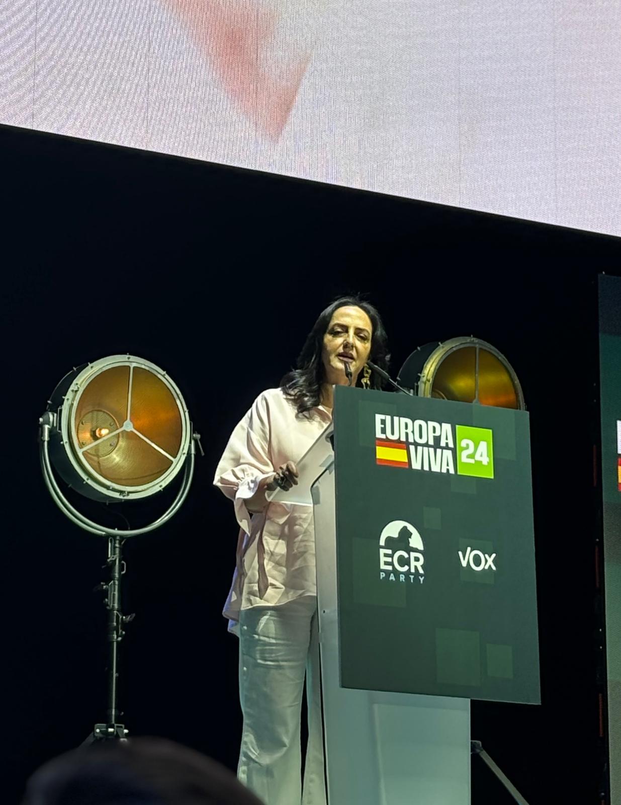 María Fernanda Cabal advierte sobre la amenaza del narcoestado en la convención del partido Vox