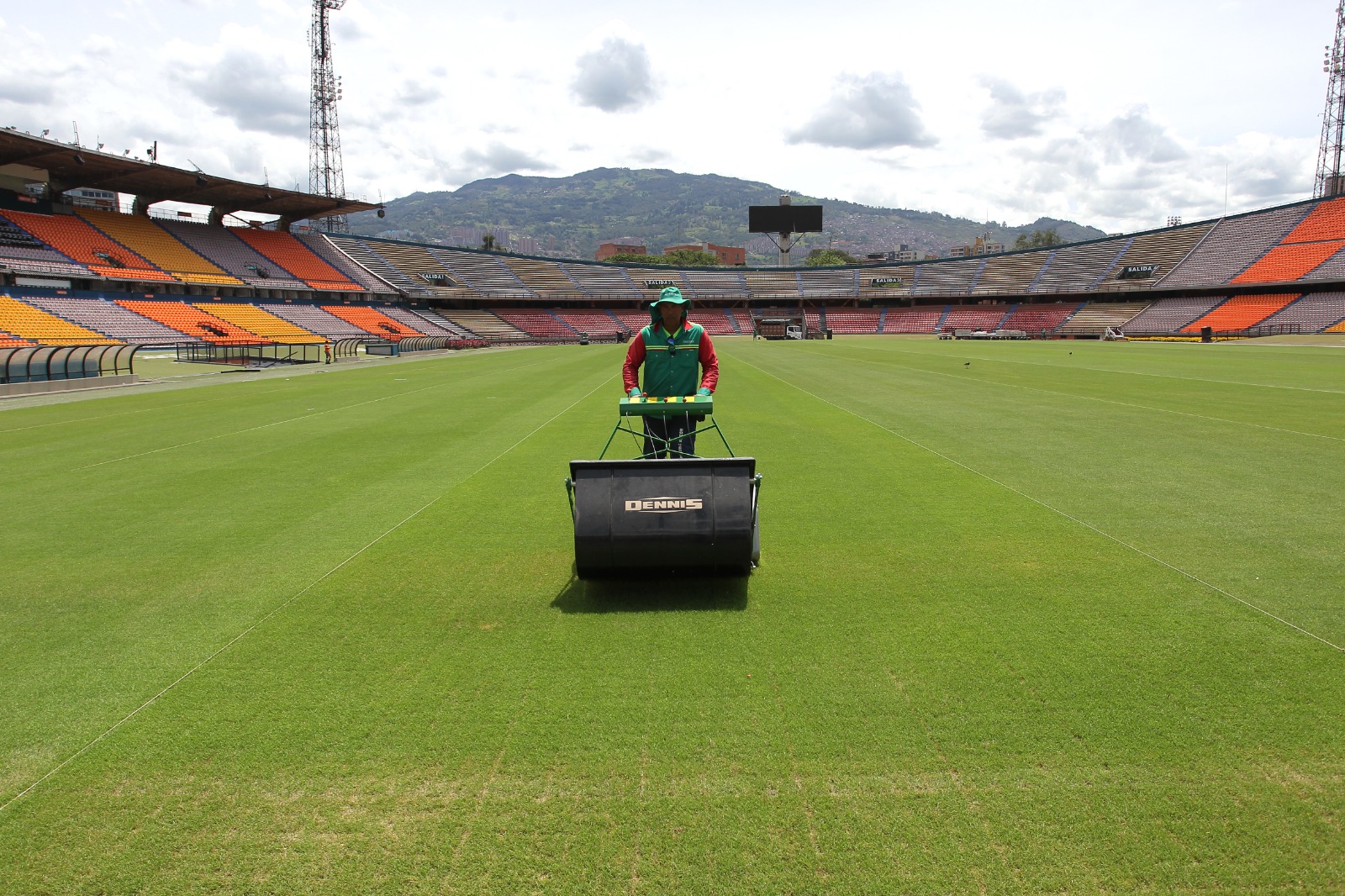 Adecuaciones en el Estadio Atanasio Girardot avanzan para la Copa Mundial Femenina Sub-20