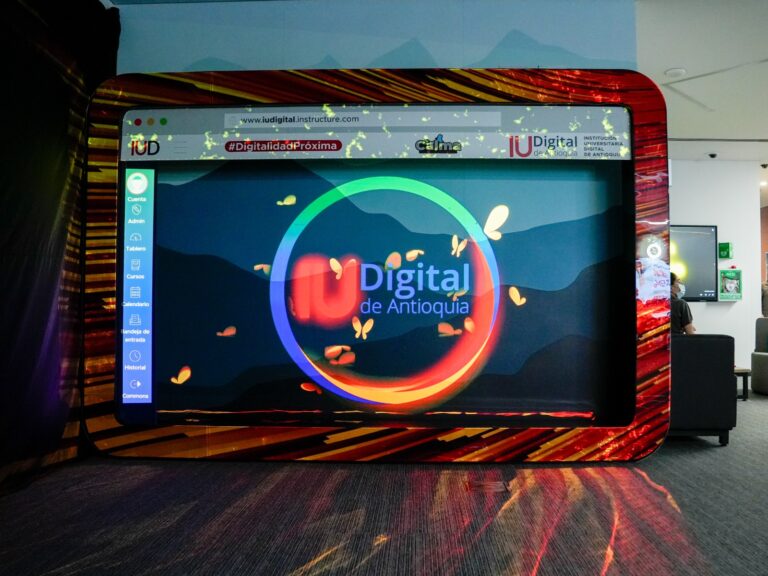 IU Digital de Antioquia, reconocida por llevar por primera vez educación superior a El Plateado, una zona golpeada por la violencia