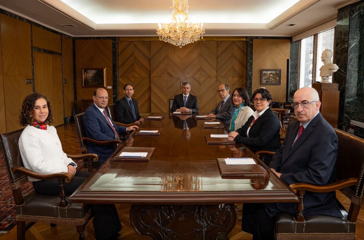 Banco de la República sube la tasa de interés a 10,25 %