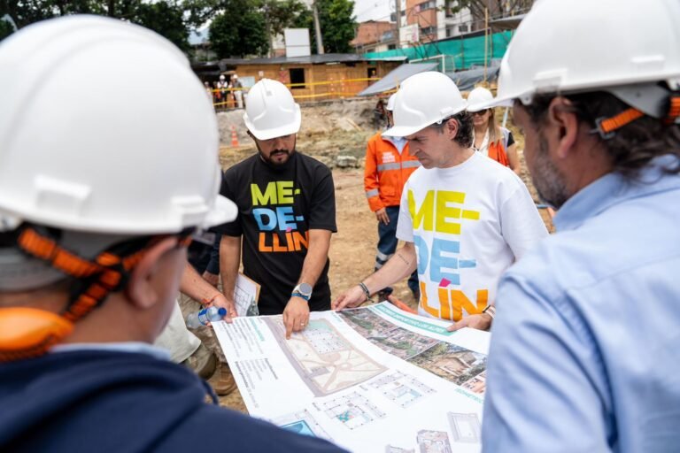 “Dineros bien invertidos”: Federico Gutiérrez destacó avance del Recreo de Belén Los Alpes