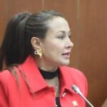 Pagos a familiares y asistentes “fantasma”: denuncian presuntas irregularidades en UTL de la senadora Berenice Bedoya