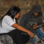 Alcaldía de Cali y vecinos instalan mesa para enfrentar la problemática de habitantes de calle en el Obrero