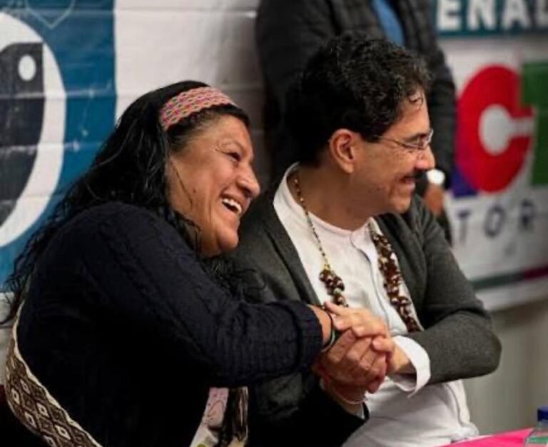 Iván Cepeda anuncia a Aida Quilcué como su fórmula vicepresidencial