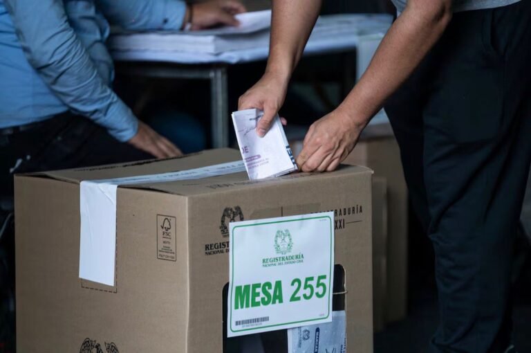 CNE pone a prueba su tecnología para elecciones de 2026 y promete control en tiempo real