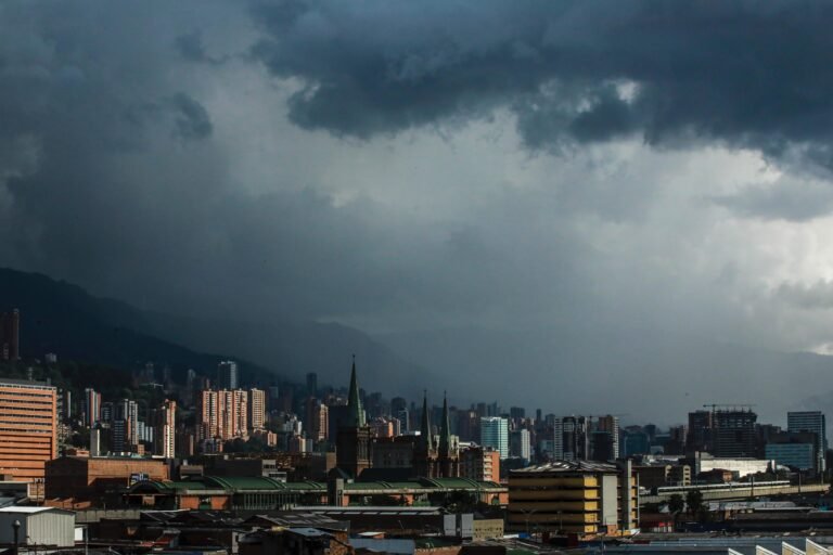 En Medellín y Área Metropolitana activan protocolos ante temporada de lluvias