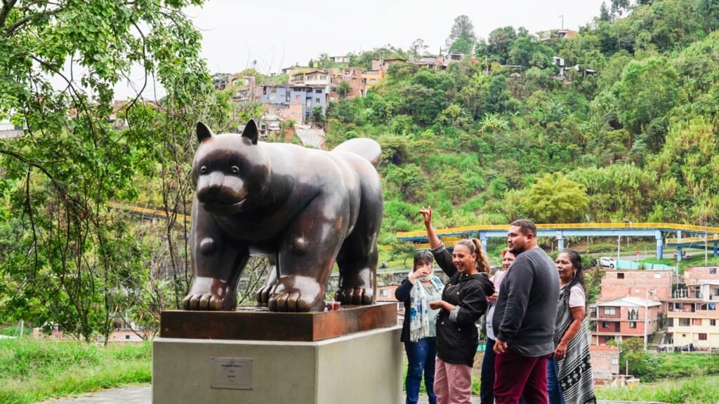 Habitantes de Medellín son más felices que los del resto del país