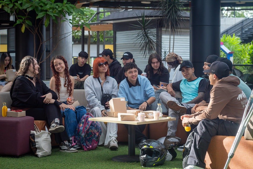 Medellín lanza El Parche para combatir la soledad y cuidar la salud mental