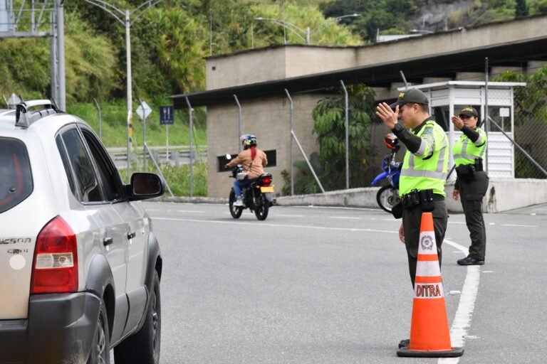 Más de un millón de vehículos regresan a Medellín en plan retorno
