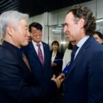 Federico Gutiérrez firma acuerdo con Corea por USD 16,4 millones para transformar el manejo de residuos en Medellín