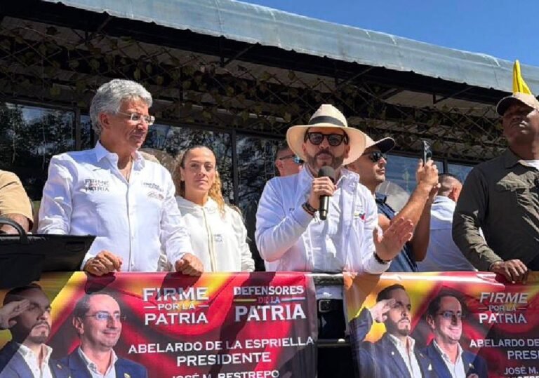 Abelardo de la Espriella mostró músculo político en el Norte de Antioquia