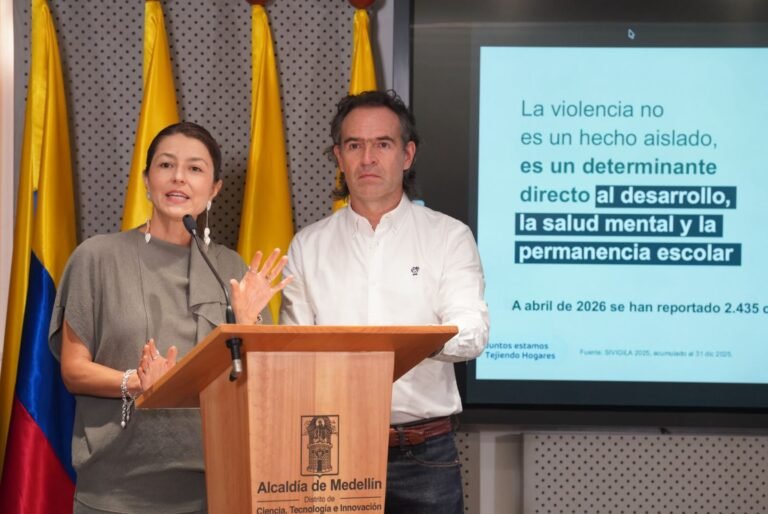 “La chancla y la correa no pueden seguir siendo normales”: Medellín lanza campaña contra el maltrato