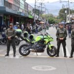 Cierran cinco locales en La Bayadera por presunto comercio ilegal de autopartes