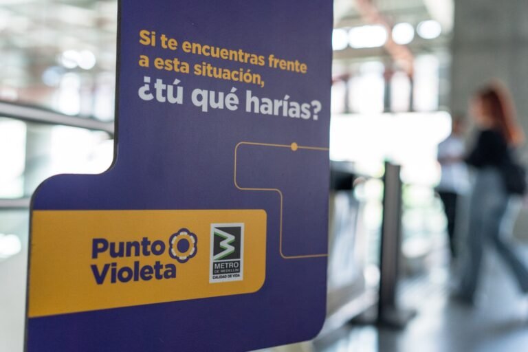 Puntos Violeta llegan al Metro de Medellín para atender casos de violencia contra las mujeres
