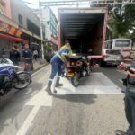 Inmovilizan motocicleta involucrada en presunta agresión contra una mujer en la Autopista Norte de Medellín