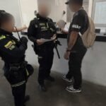 Capturan a hombre que intentó retirar vehículo inmovilizado con documentos presuntamente falsos en Medellín